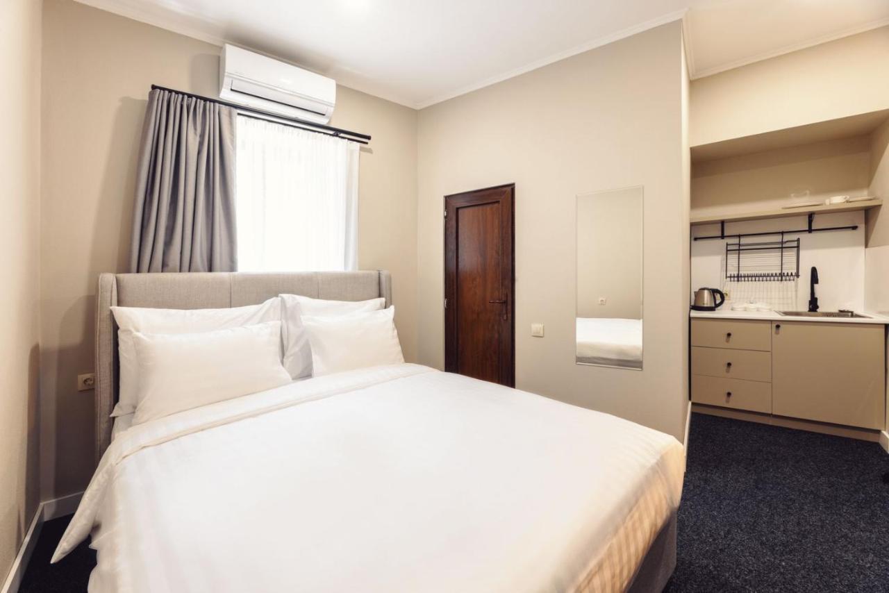 Salve Hotel Тбилиси Екстериор снимка