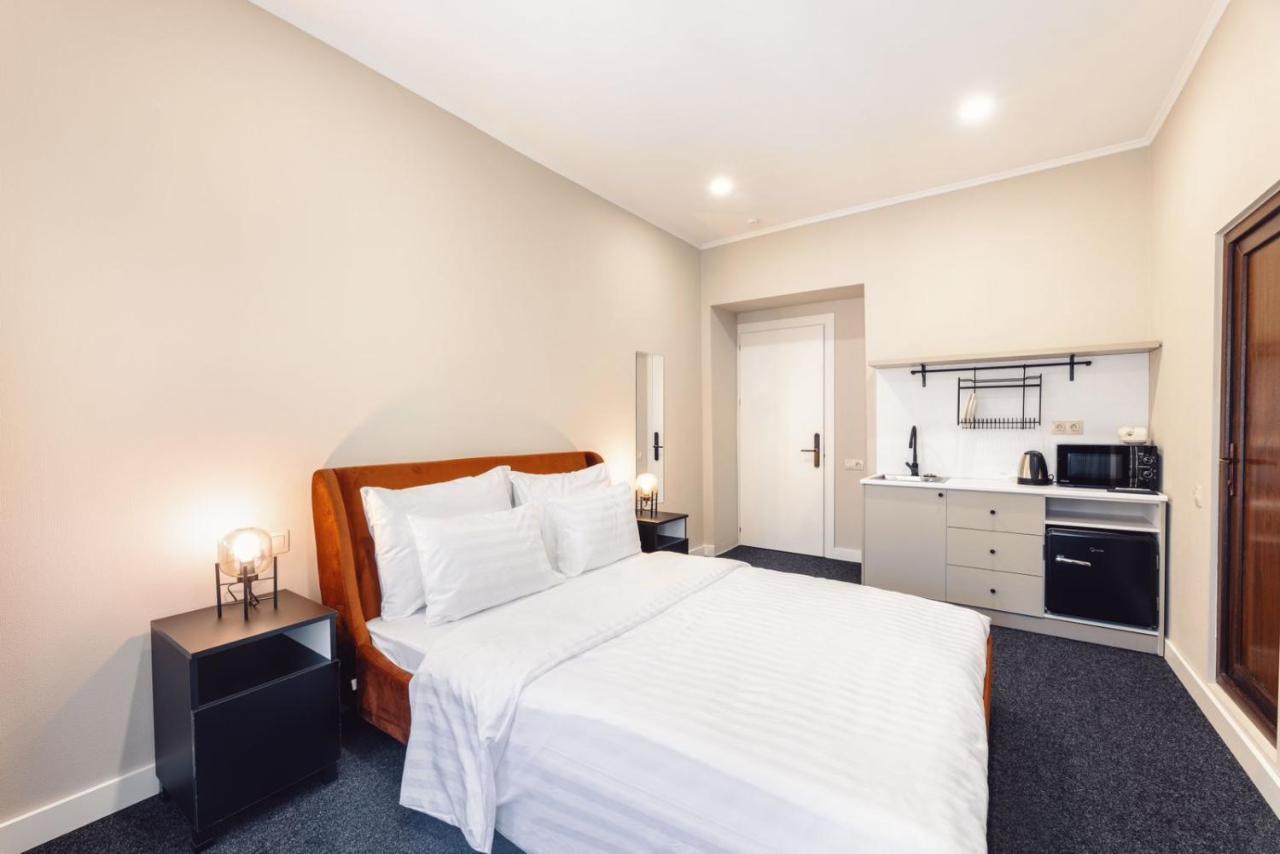 Salve Hotel Тбилиси Екстериор снимка