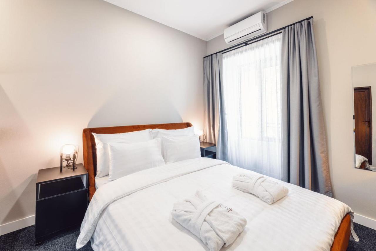 Salve Hotel Тбилиси Екстериор снимка
