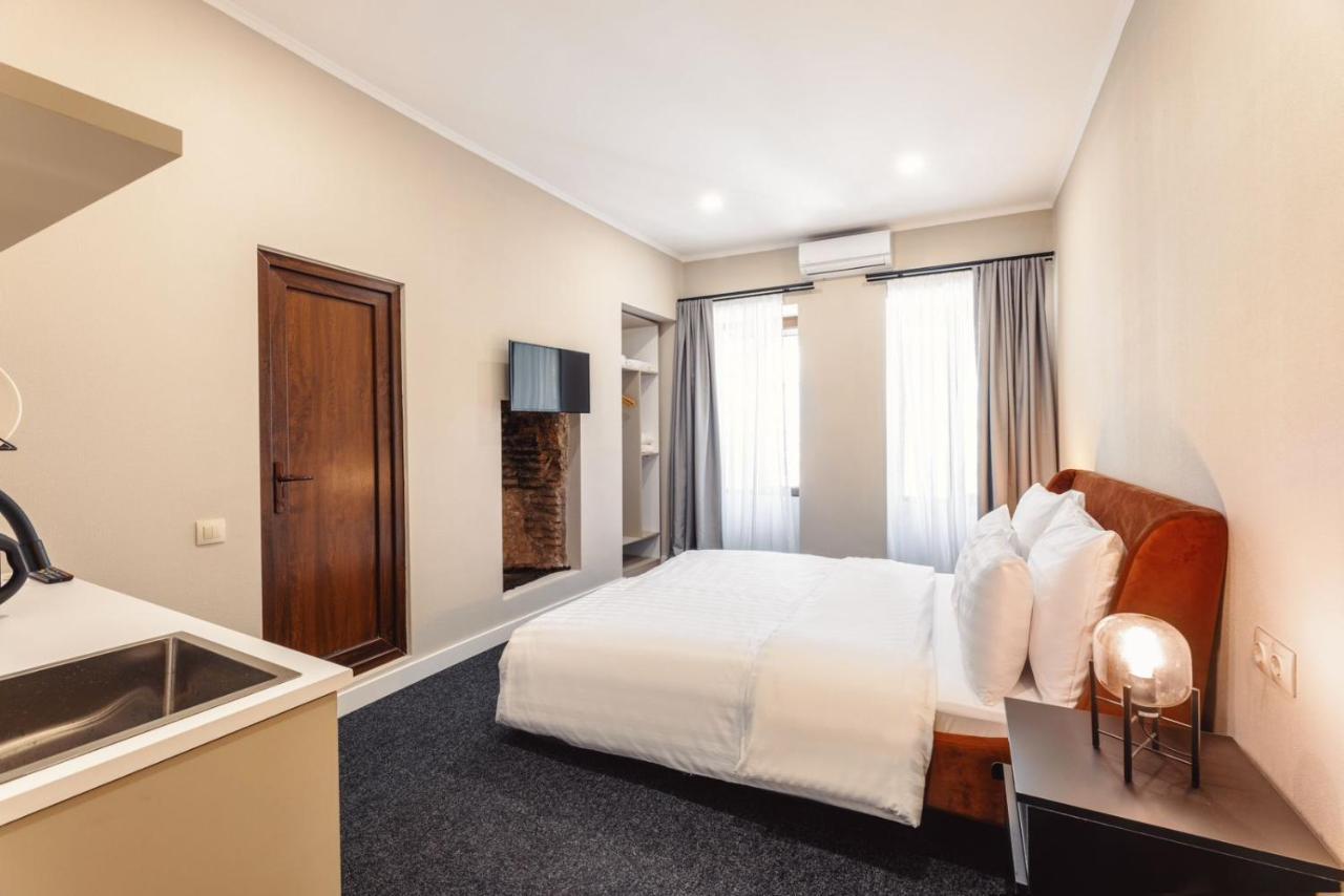 Salve Hotel Тбилиси Екстериор снимка