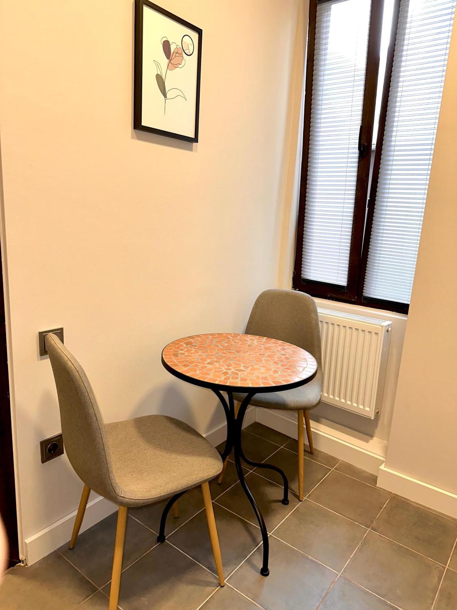 Salve Hotel Тбилиси Екстериор снимка